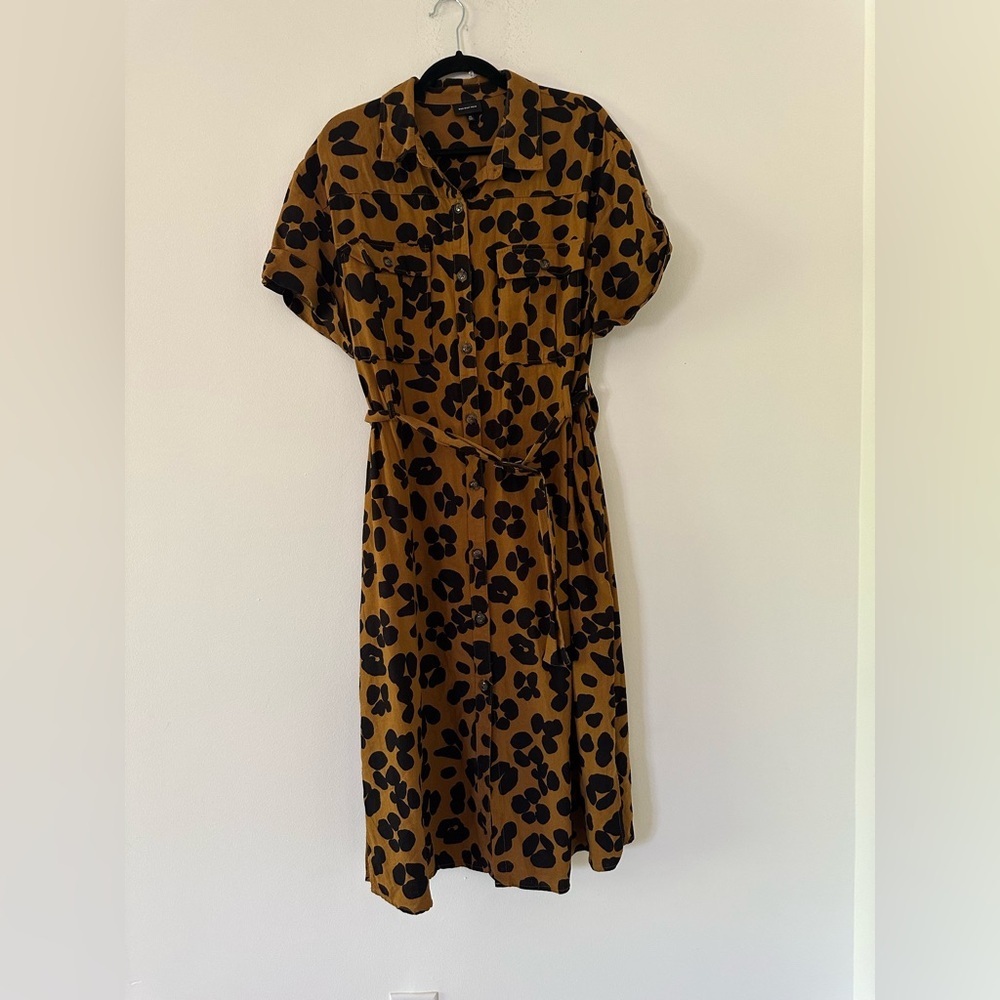 Who What Wear linen Mustard Brown Leopard Print Midi Dress - Picture 9 of 10